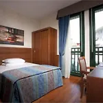 Raffaello 4* ميلان