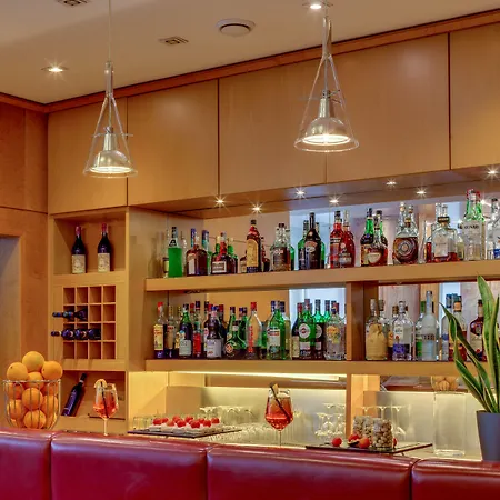 Raffaello Hotel 4*