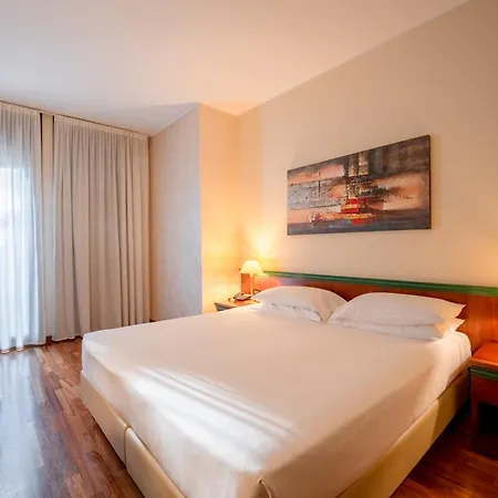 Hotell Raffaello 4*