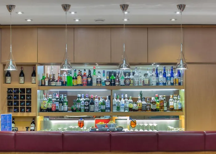 拉斐尔酒店 酒店 4*