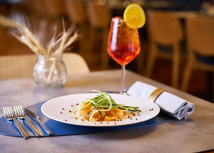 拉斐尔酒店 酒店