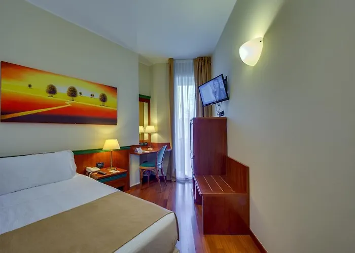 拉斐尔酒店 米兰