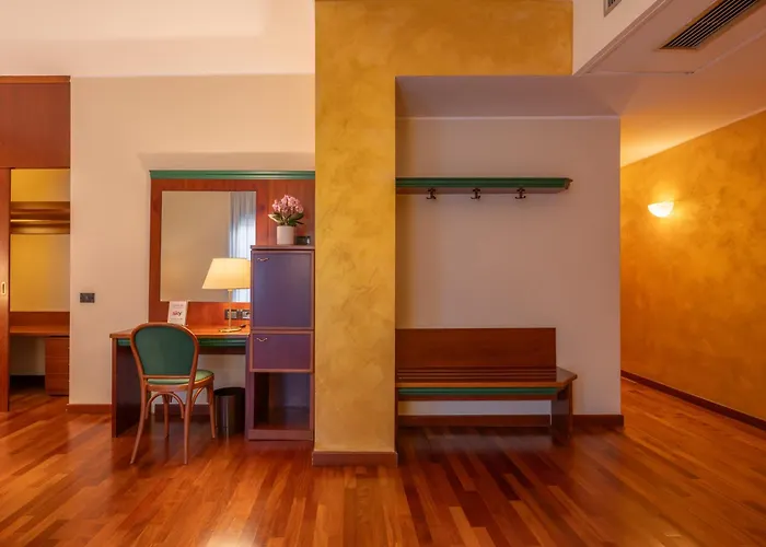 Hotel Raffaello Mediolan